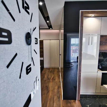 Boutique 78 By Housine *